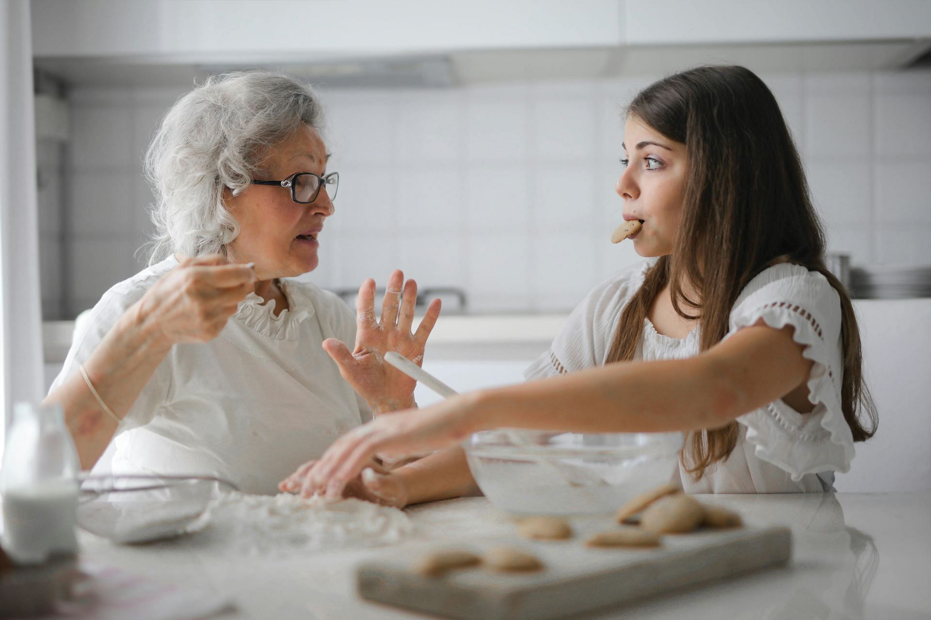 Girl Scout Cookies (image sourced via Pexels / Photo by andrea)